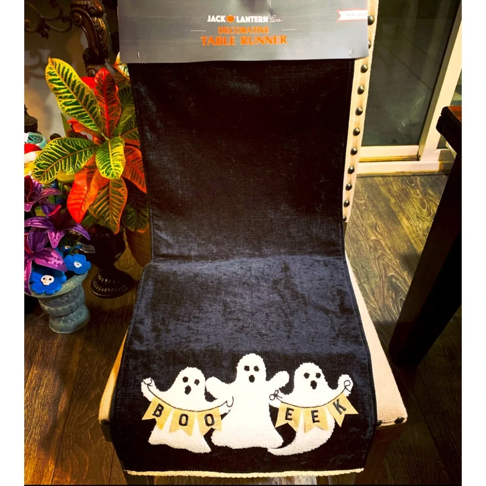 Black Ghost Table Runner